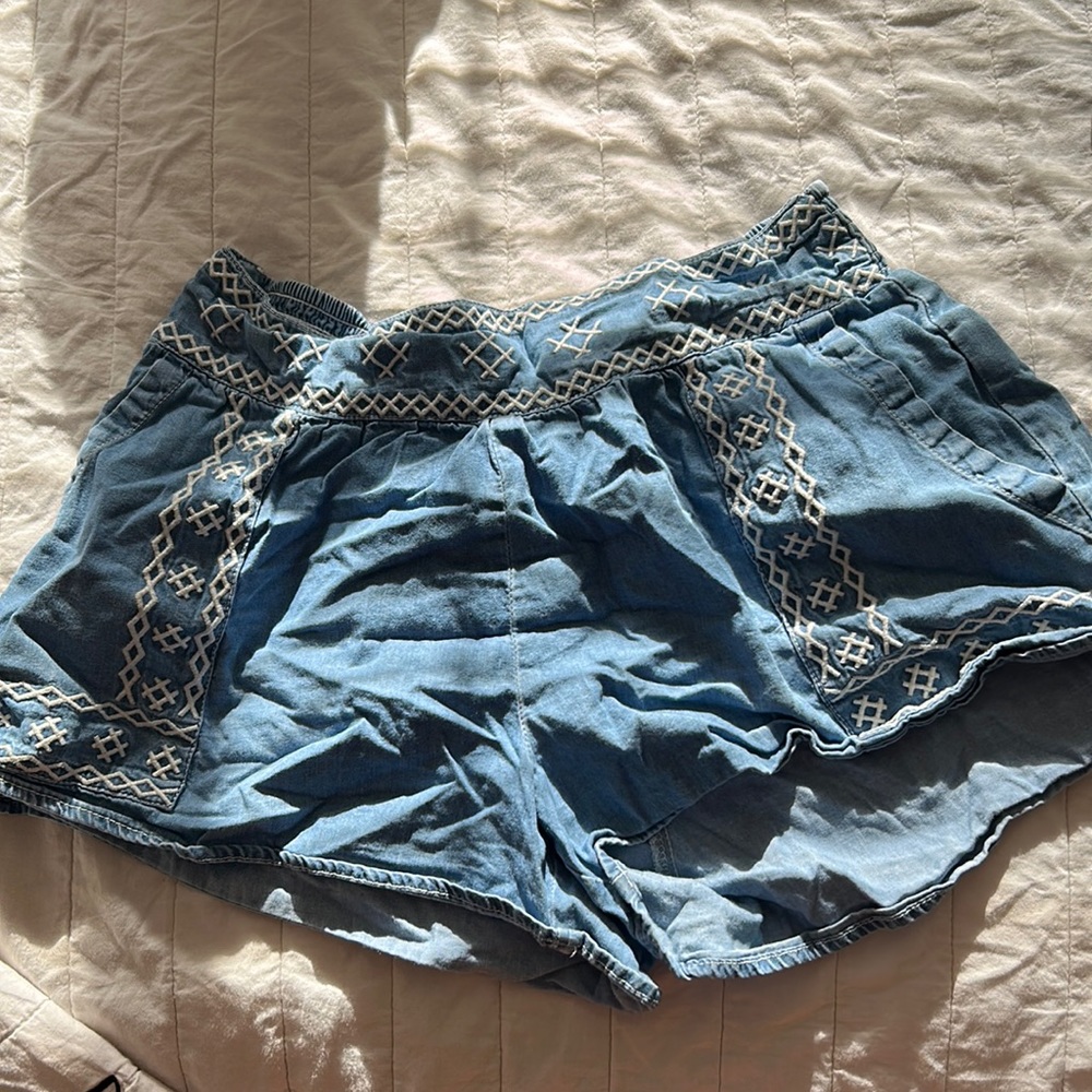 Fabric shorts